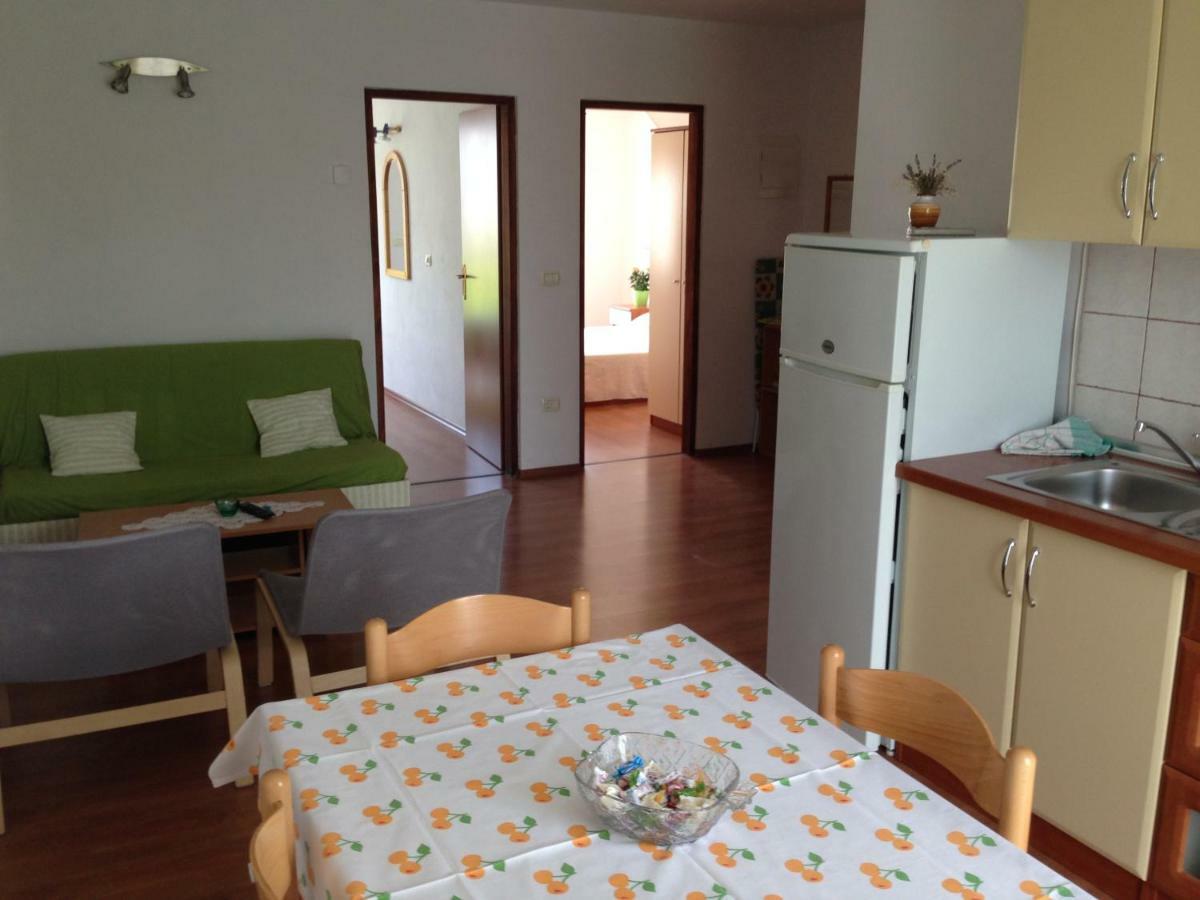 Apartment Leo Rovinj Bagian luar foto