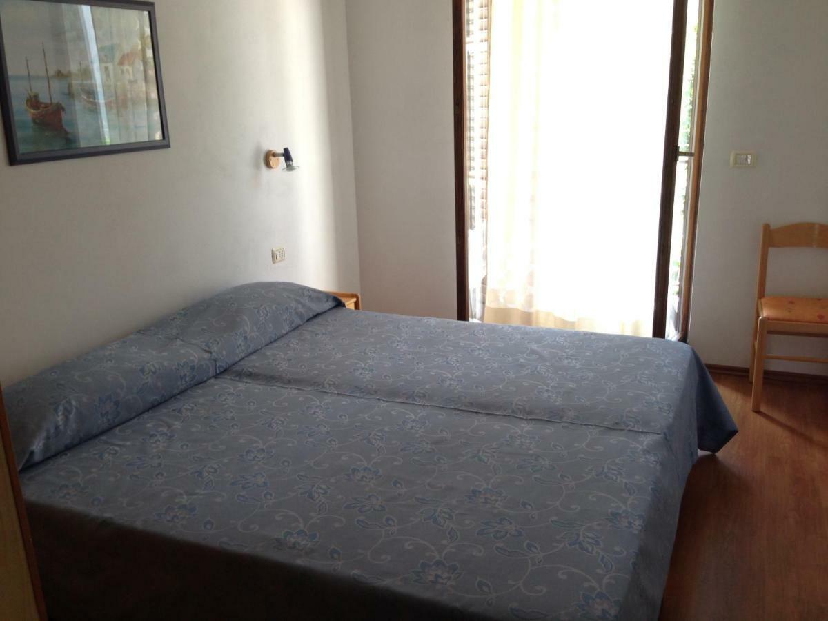 Apartment Leo Rovinj Bagian luar foto