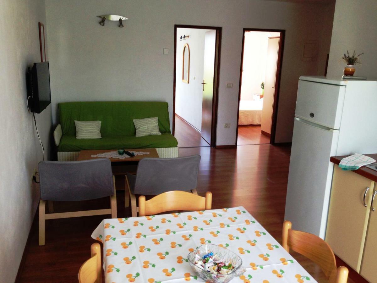 Apartment Leo Rovinj Bagian luar foto