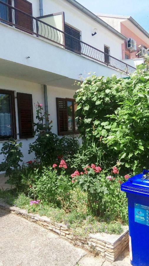 Apartment Leo Rovinj Bagian luar foto
